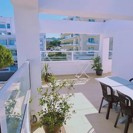 Sunrise 2 Apartment *